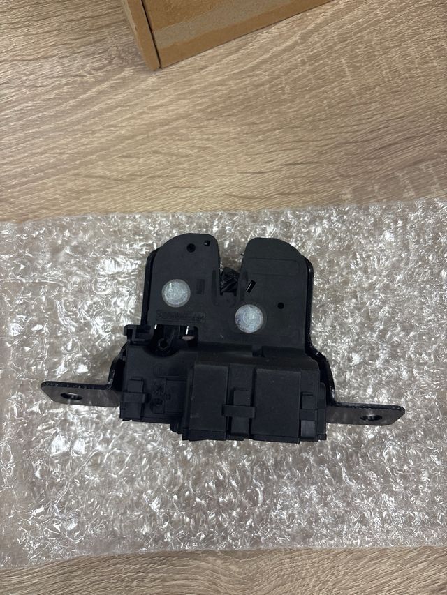 Actuador de portón trasero HZTFC