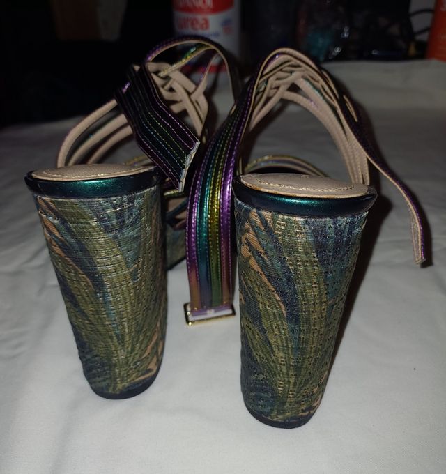 Sandálias plataforma Zara