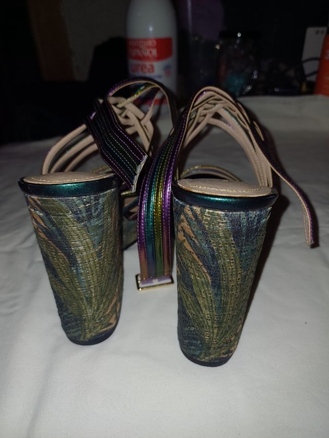 Sandálias plataforma Zara