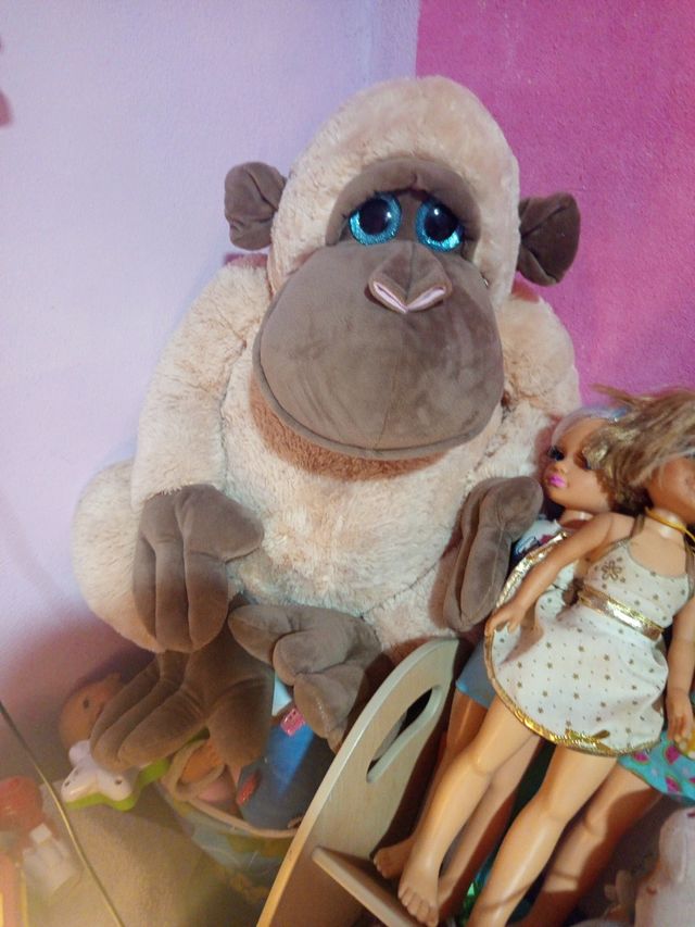 Peluche di gorilla gigante
