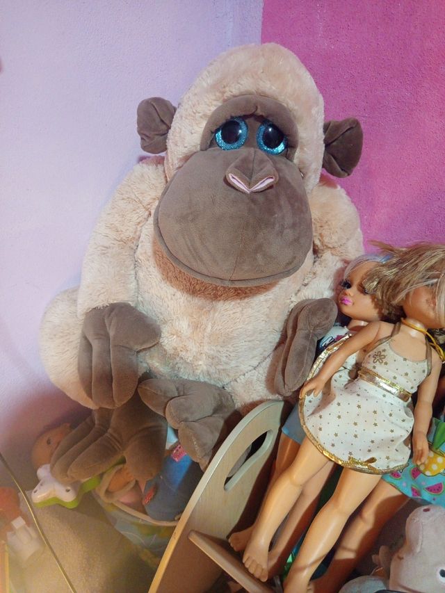 Peluche di gorilla gigante