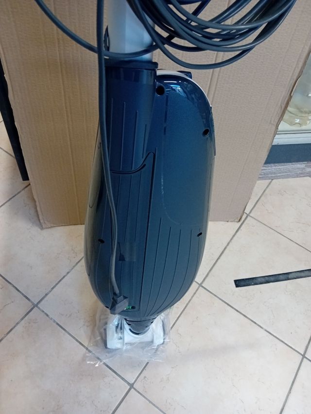 Folletto VK150 nuovo, garanzia