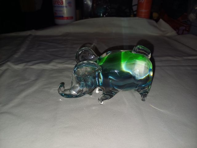 Figura de cristal de Murano em forma de elefante
