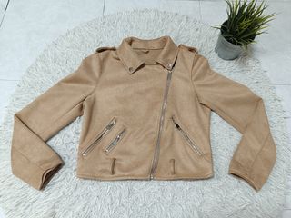 Chaqueta biker antelina beige