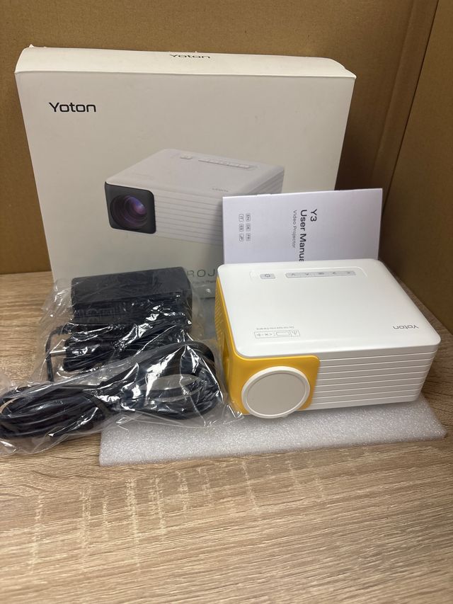 Proyector Yoton Y3 Mini Portátil