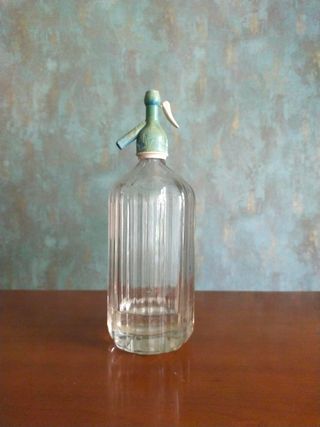 Sifón antiguo de vidrio