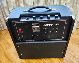 Amplificador guitarra Davoli Virus 50,100W