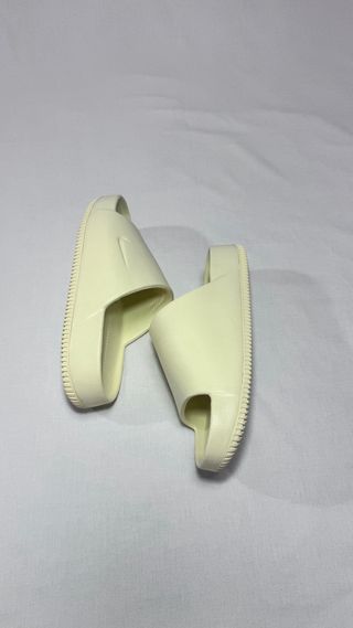 Sandalias Nike Calm Slide Beige Talla 39. Unisex