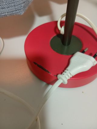 Flexo rojo Ikea - Lámpara escritorio