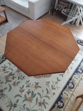 Mesa de Jantar Octagonal Antiga