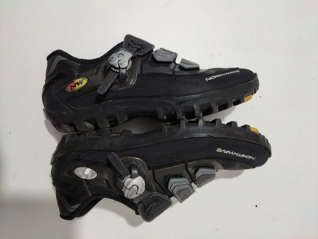 Northwave T42 mtb e sandali rossi