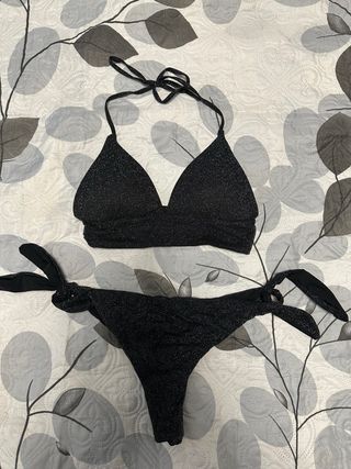 Bikini negro brillante