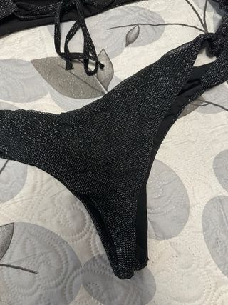Bikini negro brillante