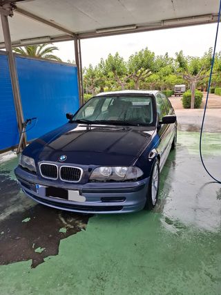 BMW Serie 3 1998 320d