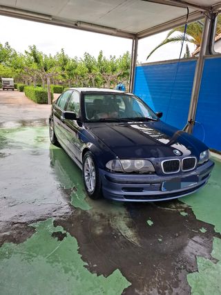 BMW Serie 3 1998 320d