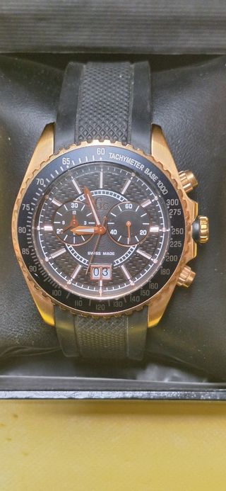 Reloj Guess GC - Negro y Dorado