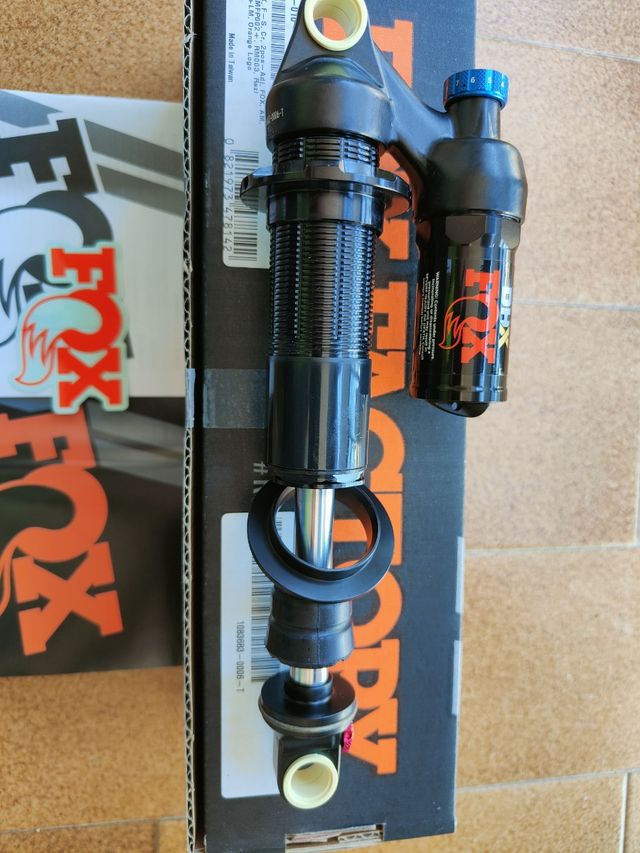 Amortiguador Fox DHX FACTORY 230x65mm. NUEVO.