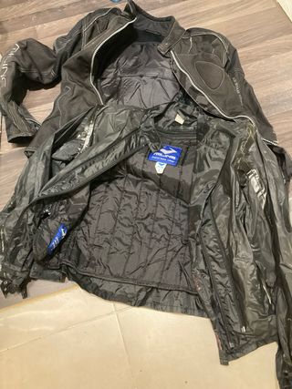 traje moto Miline Dakota S y casco arai