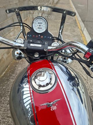 MOTO GUZZI CALIFORNIA METAL , 8O ANIVERSARIO