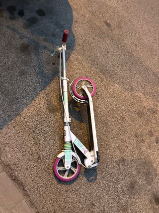 Patinete infantil blanco y rosa