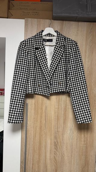 Blazer corta Zara - L