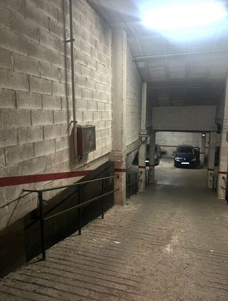 Alquiler plaza garaje - C/ Muralla St. Antoni