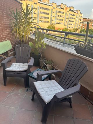 Sillones y mesa terraza - Marrón