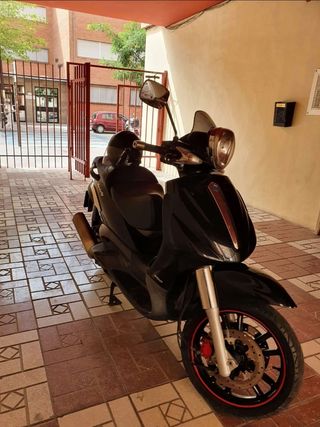 Piaggio Beverly 500cc