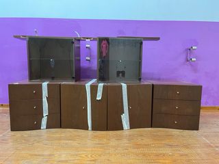 Mueble modular marrón - Vitrina y cajones