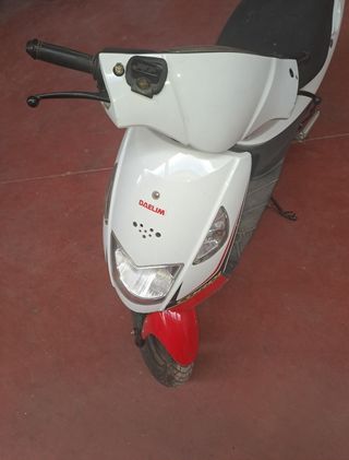 Daelim Cordi 50cc - Scooter