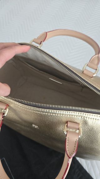 Bolso Purificación García dorado