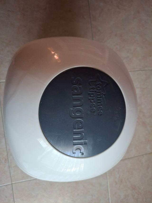 Pañalera Sangenic Tommee Tippee + 4 Rollos