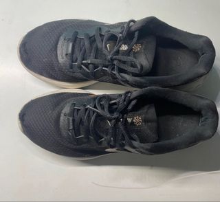 Zapatillas Nike Revolution 6 - Negras/Doradas
