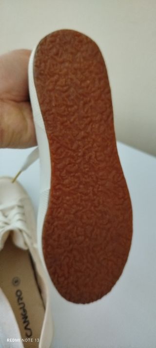 Sneakers Canguro Beige 39