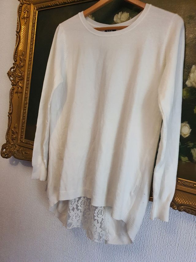 Jersey blanco con encaje