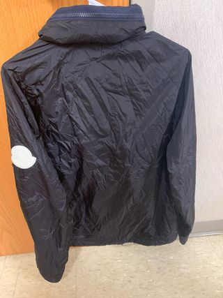 Chaqueta Moncler negra