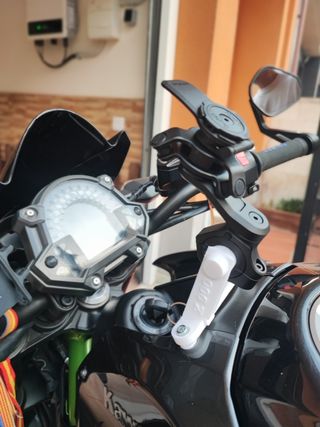 OFERTA!!!! Soporte móvil Quad Lock Kawasaki Z900