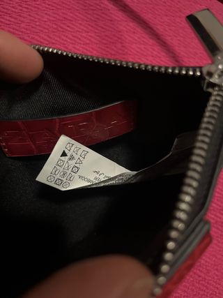 Riñonera bandolera roja efecto cocodrilo