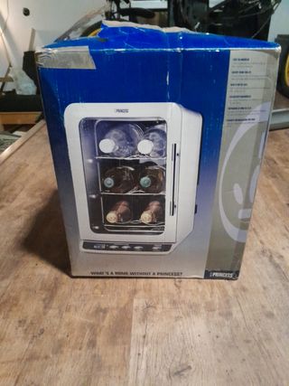 Nevera para vinos o vevidas