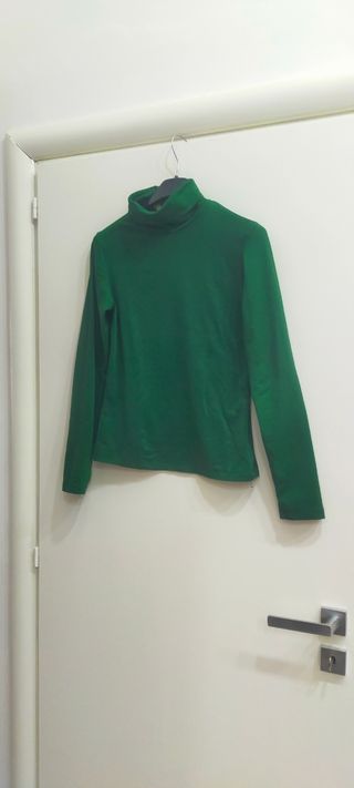 Maglione verde collo alto donna