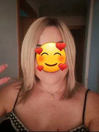 Peluca oncológica rubia cabello 100% natural.