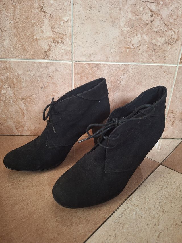 Botines negros terciopelo -talla 41