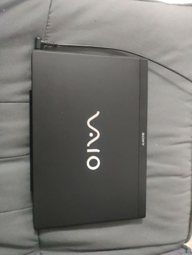 SONY Vaio SVS131E1EM - Portátil Nero