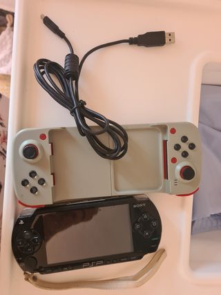 PSP (PlayStation Portable) negra