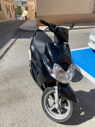 Yamaha Jog RR scooter