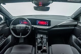 Opel Astra GS 1.2T XHT 130 CV 5P