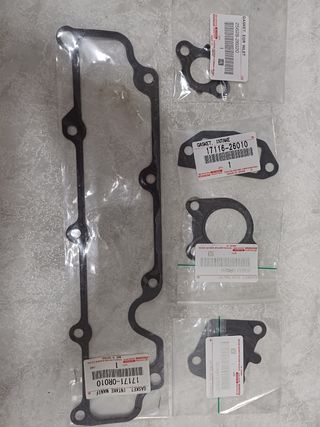 Toyota Verso 2013- JUNTAS  Escape, Colector