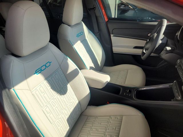 Fiat 600e 54kwh 115kw (156cv) La prima