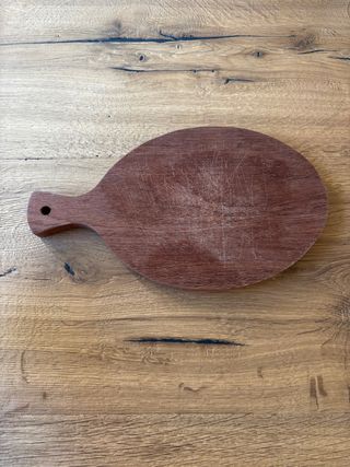 Tagliere in legno marrone