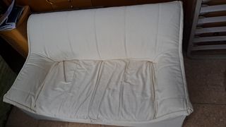 Sofá  pequeño blanco